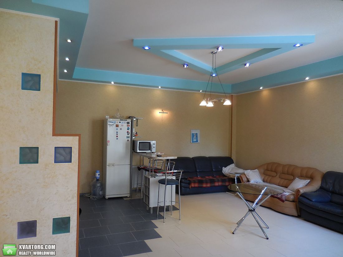 Sell 3-room apartment. Одесса, Французский бульвар — photo 1
