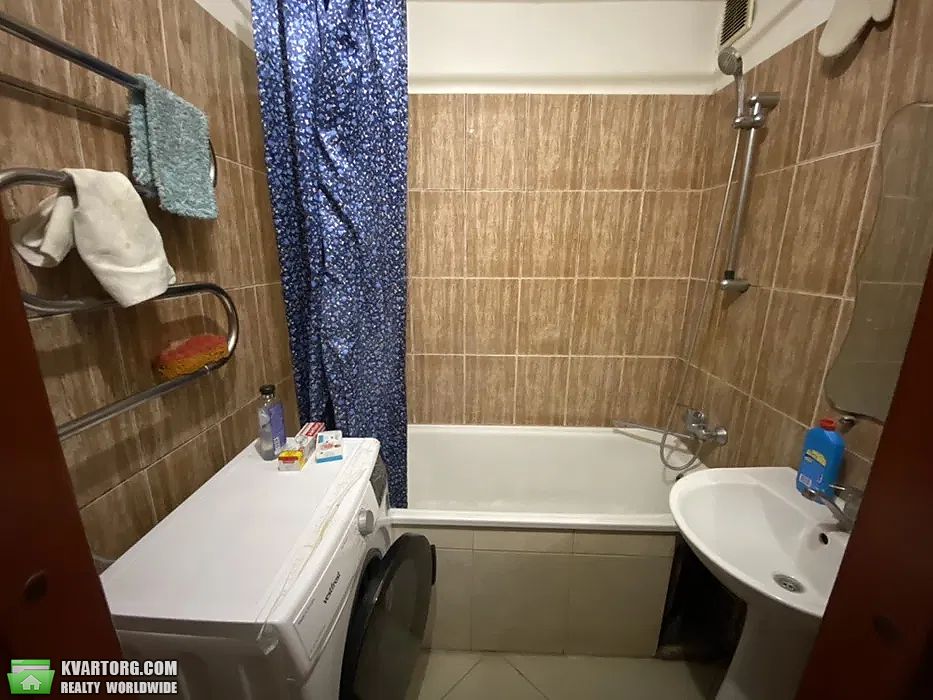 Sell 3-room apartment. Киев,  Лесной пр — photo 4