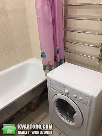 Rent out 3-room apartment. Киев,  пр Александра Безстужева — photo 10
