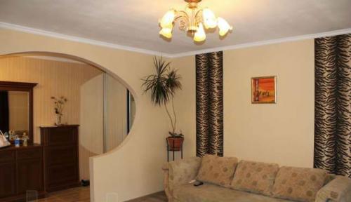 Rent out 2-room apartment. Одесса, Большая Арнаутская 92/94 — photo 1