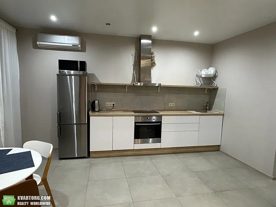 Rent out 2-room apartment. Киев, Максимовича — photo 1