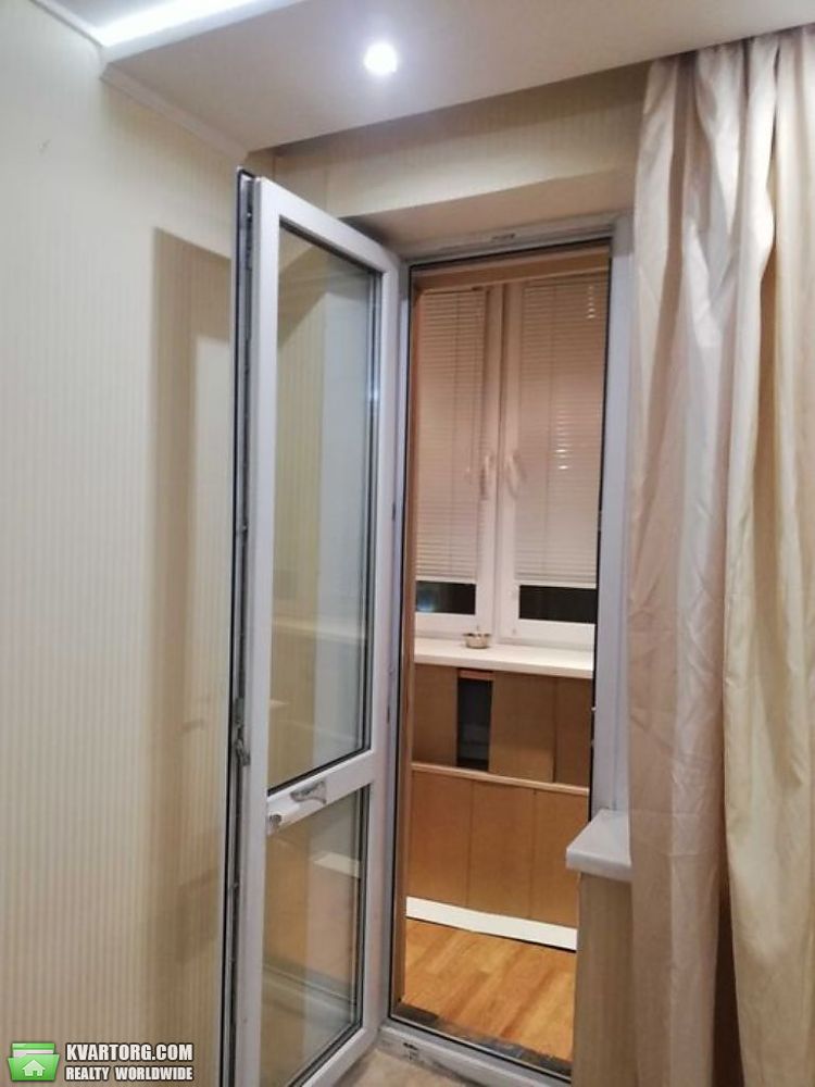 Sell 1-room apartment. Киев, Копыловская — photo 3