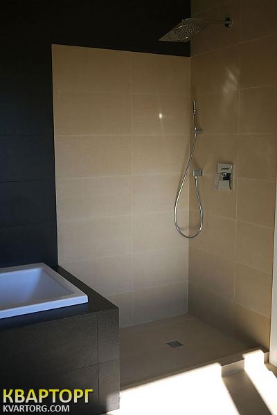 Rent out house. Киев, Локомотивная — photo 8