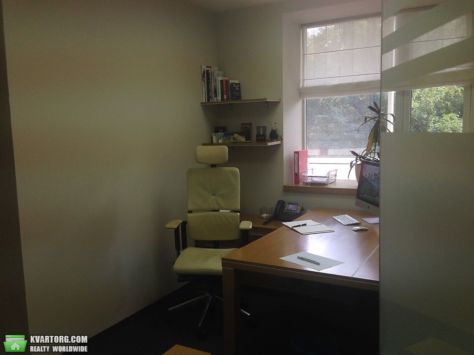 Rent out office. Киев, Шелковичная — photo 1