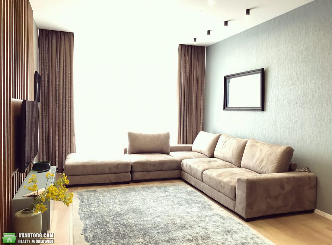Rent out 5-room apartment. Киев, Драгомирова ул. — photo 2