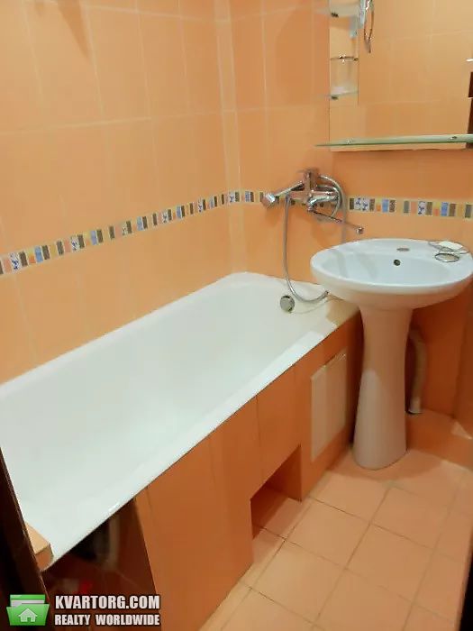 Rent out 2-room apartment. Киев, ул .Бажова — photo 4