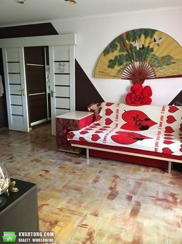 Sell 2-room apartment. Киев,  Лаврухина — photo 4