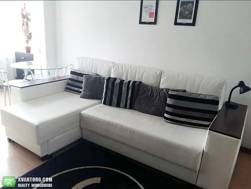 Rent out 1-room apartment. Киев,  Ушинского — photo 2