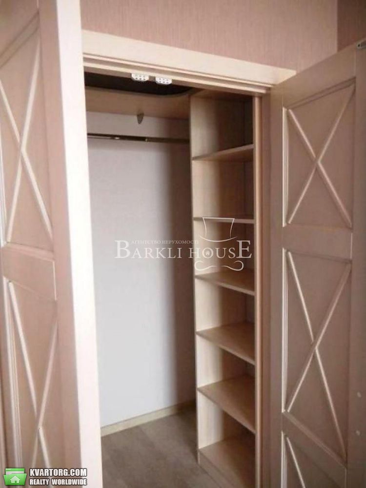 Rent out 2-room apartment. Киев,  Щекавицкая — photo 6