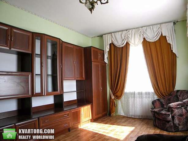 Rent out 2-room apartment. Киев,  Чавдар — photo 2
