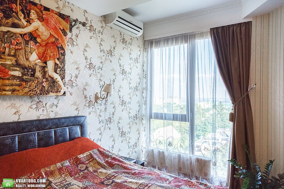Sell 4-room apartment. Днепропетровск,  Гагарина пр — photo 2