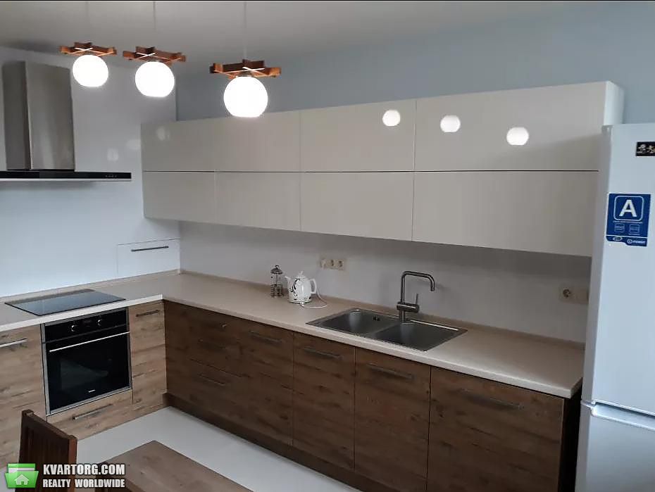 Rent out 2-room apartment. Киев,  Голосеевская — photo 2