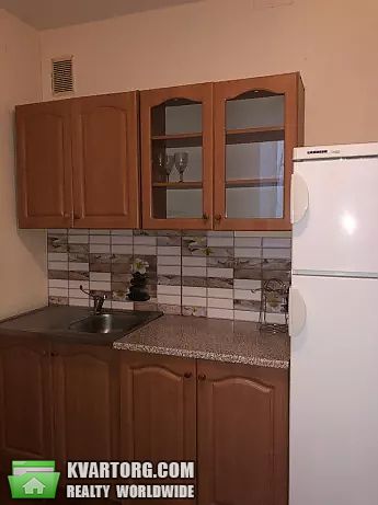 Rent out 2-room apartment. Киев,  Вишняковская — photo 4