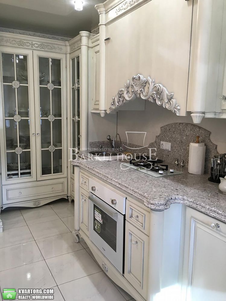Rent out 3-room apartment. Киев,  Мильчакова — photo 10