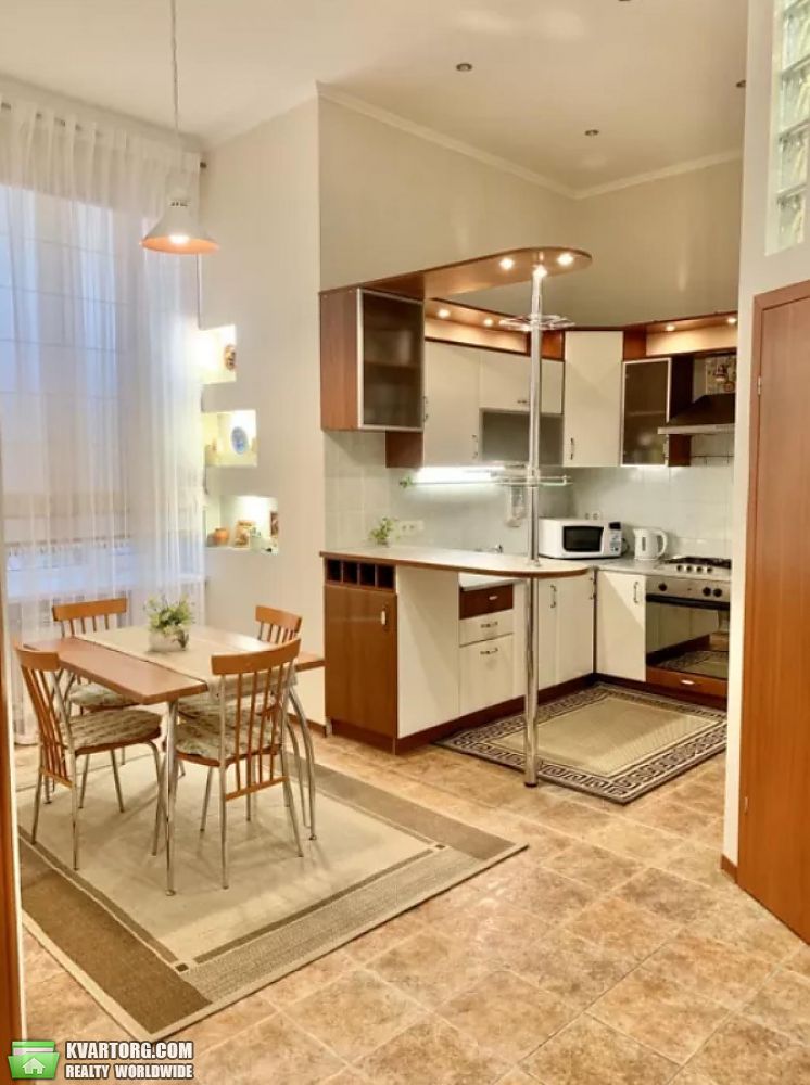 Rent out 2-room apartment. Киев,  Лютеранская — photo 8