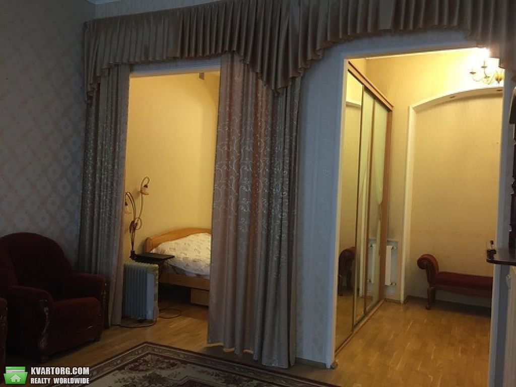 Rent out 1-room apartment. Киев,  Богдана Хмельницкого — photo 5