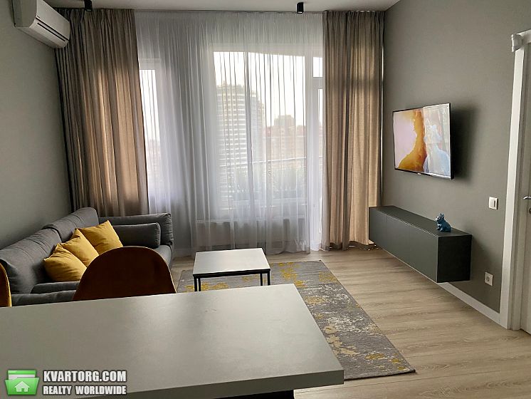 Rent out 2-room apartment. Киев, Лабораторный переулок — photo 6