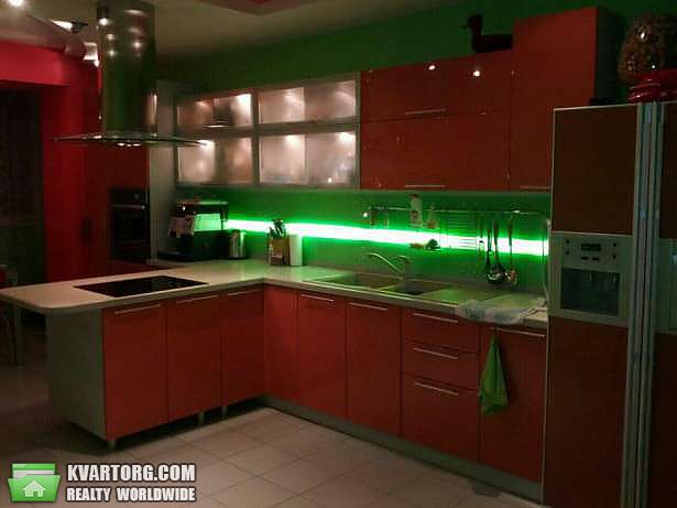 Rent out 3-room apartment. Киев,  Тростянецкая — photo 3