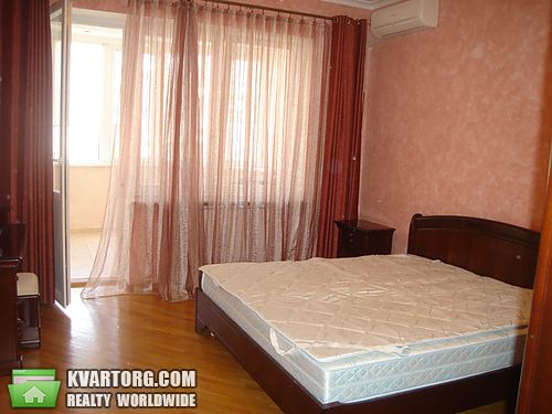 Rent out 3-room apartment. Киев, Героев Сталинграда пр — photo 4
