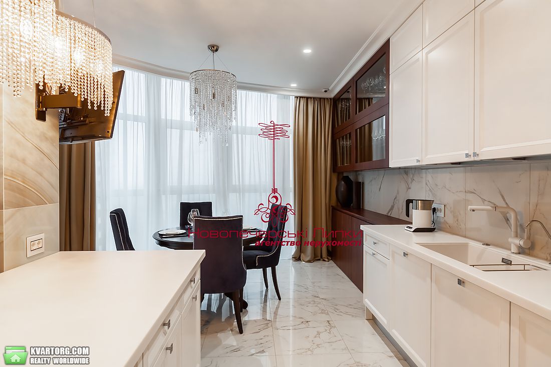 Sell 4-room apartment. Киев,  Драгомирова — photo 5
