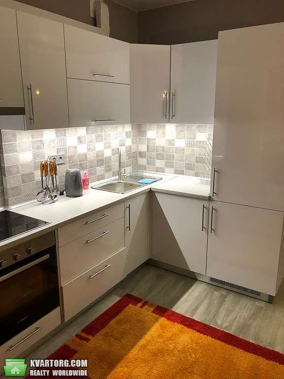 Sell 1-room apartment. Киев,  Метрологическая — photo 1