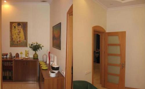 Sell office. Киев, Хмельницкого Богдана — photo 6