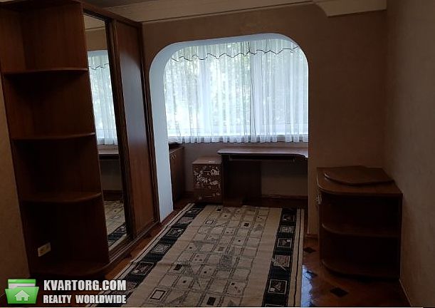 Rent out 3-room apartment. Киев,  Наумова — photo 1