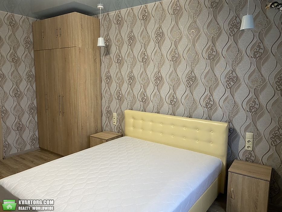 Rent out 2-room apartment. Киев, Ревуцкого — photo 3