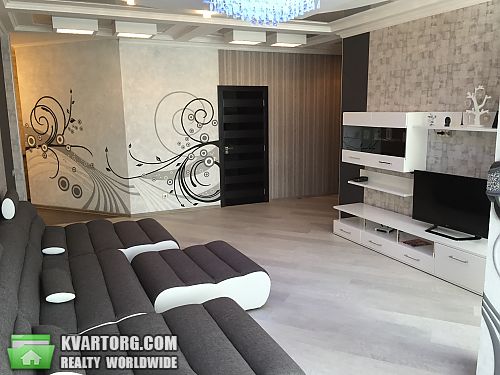 Rent out 3-room apartment. Одесса, Французский бульвар — photo 1