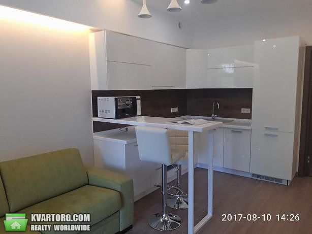 Rent out 1-room apartment. Киев,  Гоголевская — photo 2