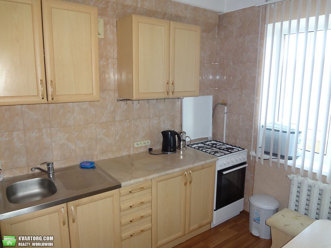 Rent out 1-room apartment. Киев, Шаповала — photo 6