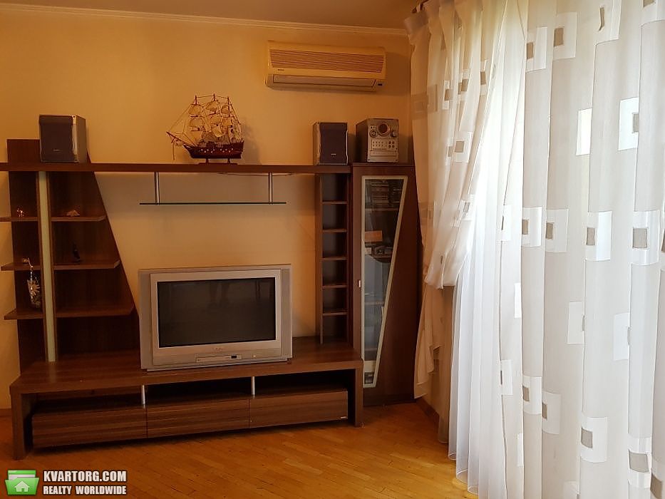Sell 3-room apartment. Киев,  Осиповского — photo 2