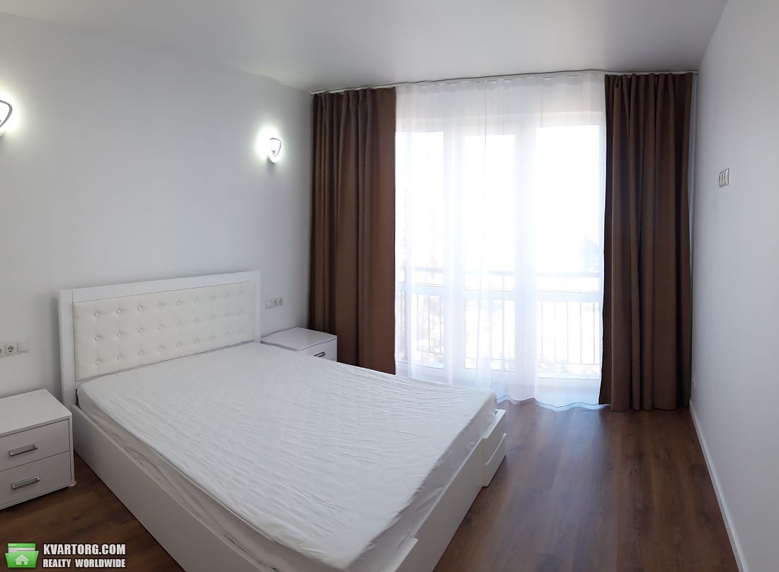 Rent out 1-room apartment. Львов, Угорська — photo 4