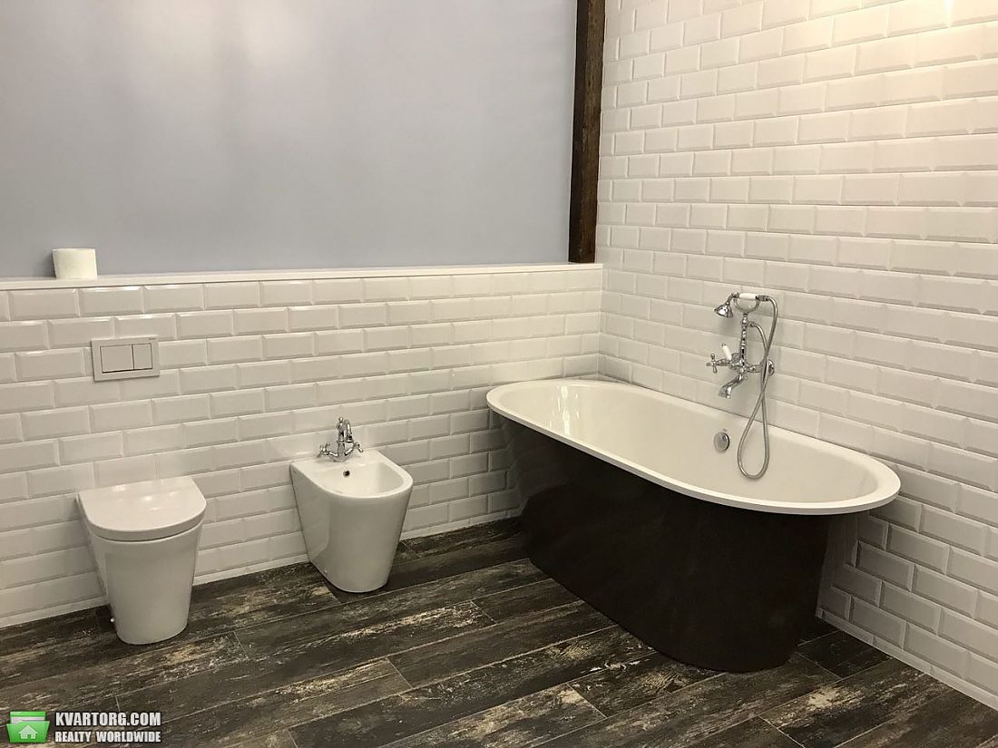 Rent out 4-room apartment. Киев,  Кловский спуск — photo 9