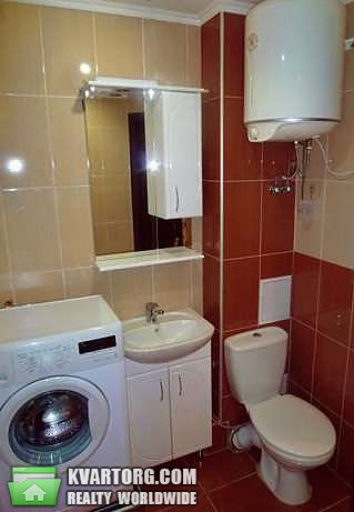 Rent out 1-room apartment. Киев,  Дегтяревская — photo 5