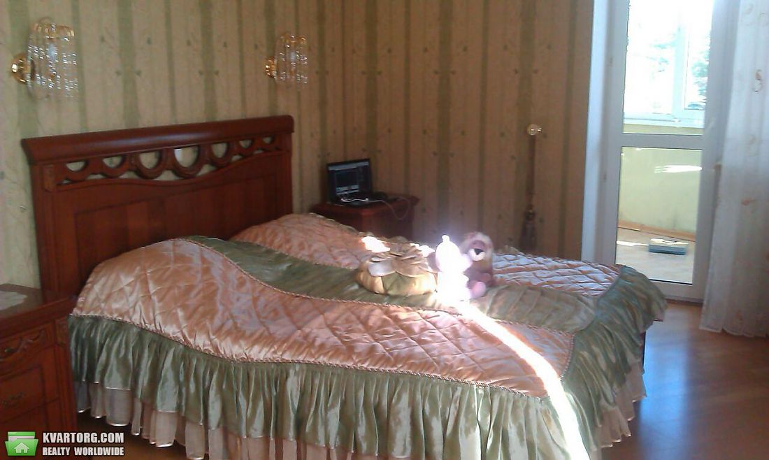 Rent out 3-room apartment. Киев, Коновальца — photo 4