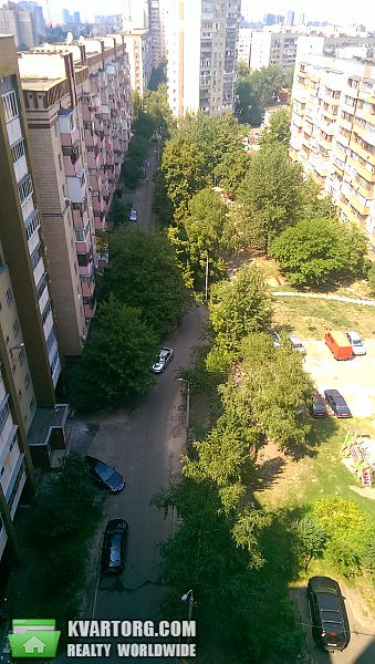 Sell 4-room apartment. Киев,  Тростянецкая — photo 9