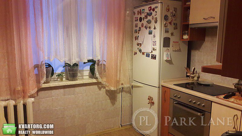 Sell 2-room apartment. Киев,  Урловская — photo 3