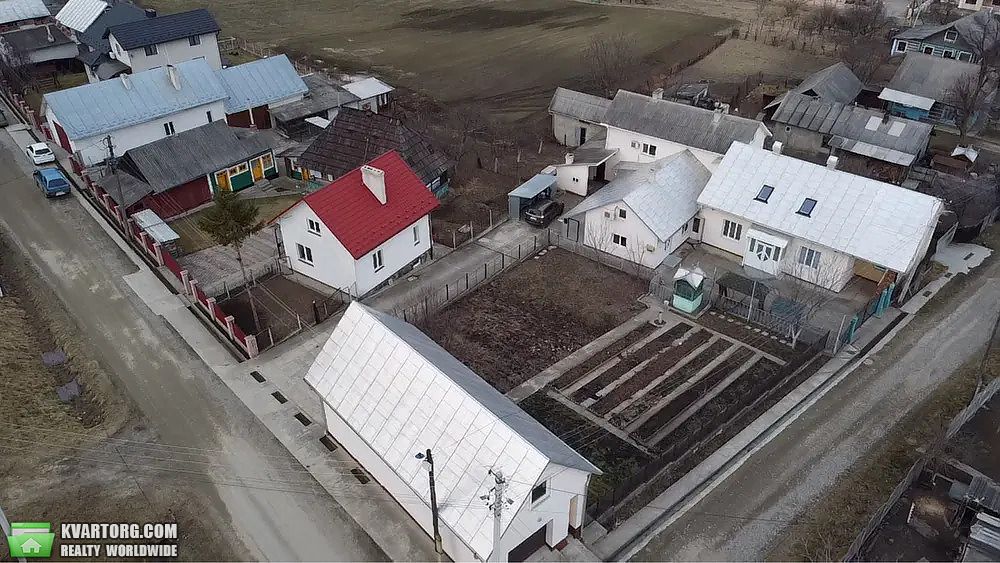Sell house. Черновцы, Центральная — photo 1