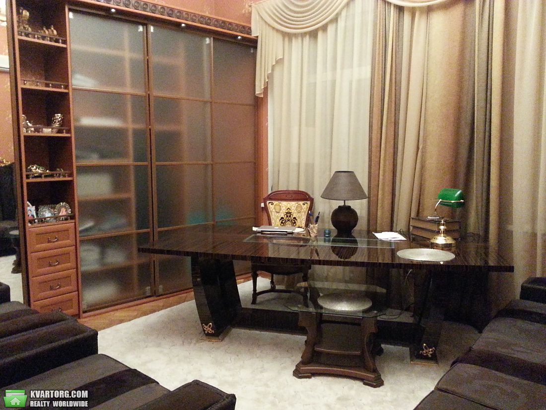 Rent out office. Киев, Софийская площадь — photo 2