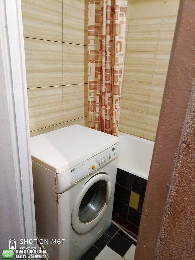 Rent out 1-room apartment. Киев,  Радужная — photo 9