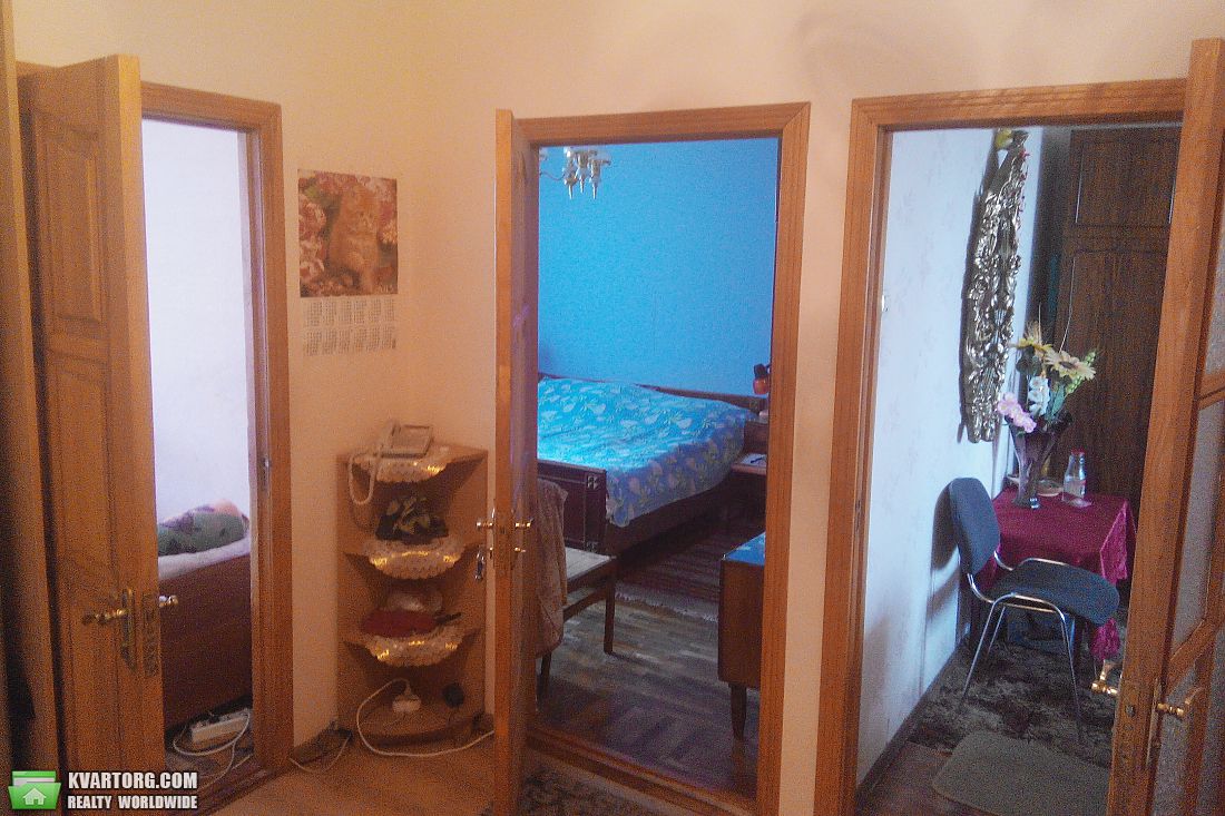 Sell 3-room apartment. Киев,  Лятошинского — photo 2