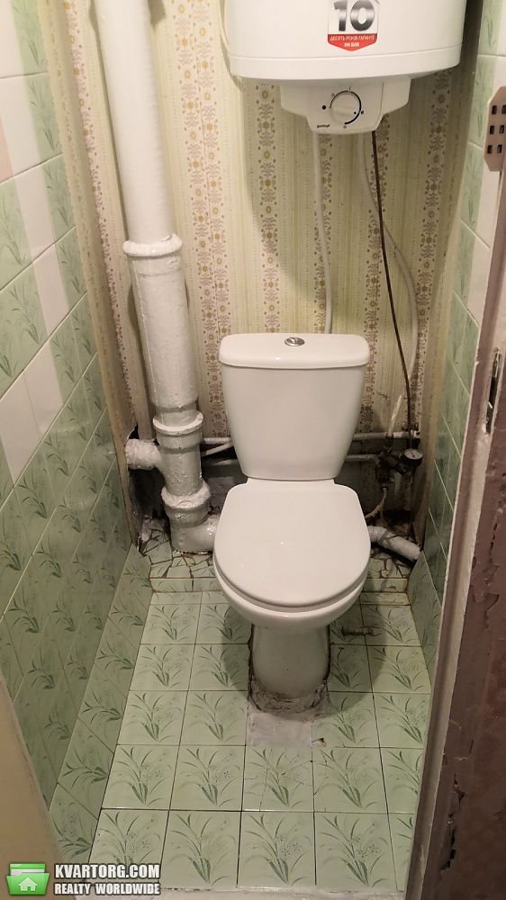 Rent out 3-room apartment. Киев,  Николаева — photo 10