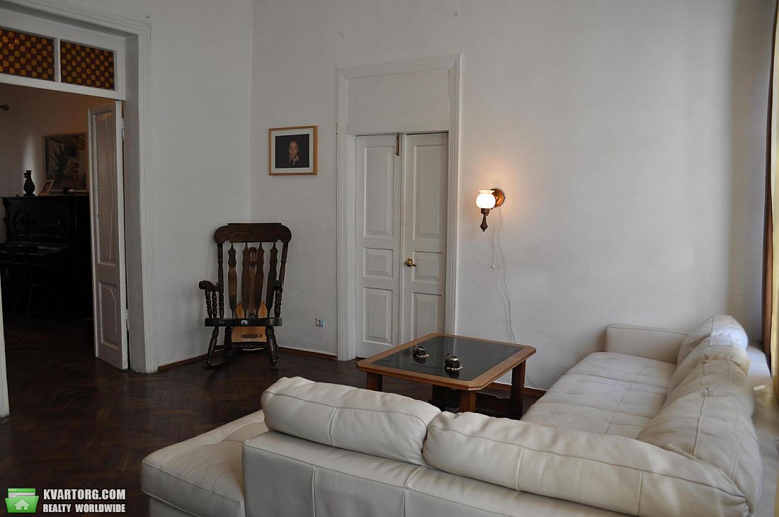 Rent out house. Киев, ул. Льва Толстого — photo 4