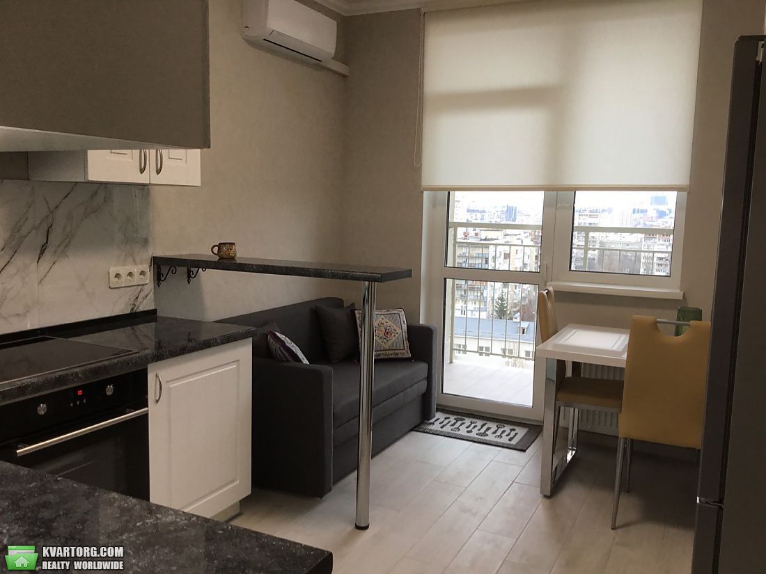 Rent out 2-room apartment. Киев, Липковского — photo 8