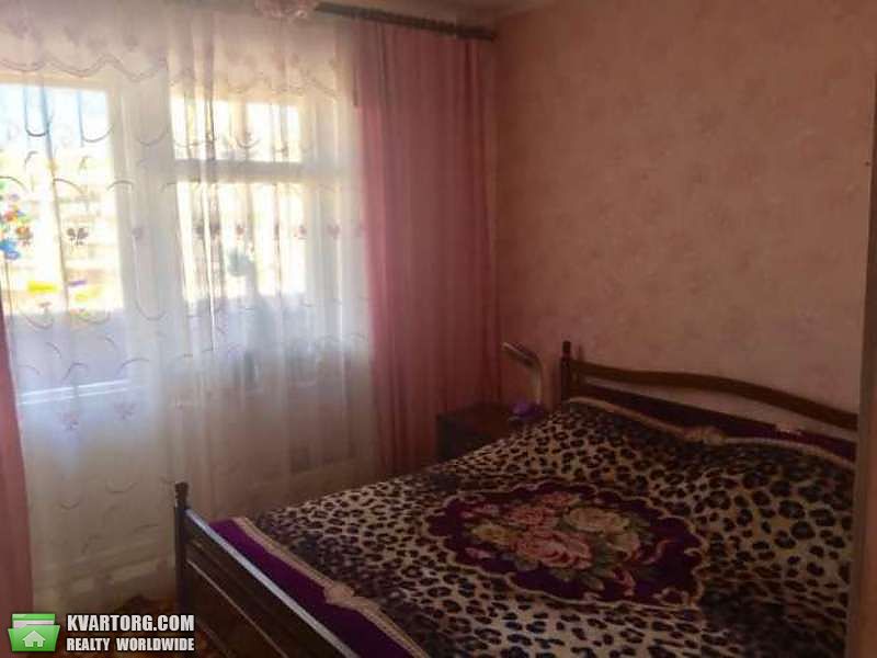 Sell 3-room apartment. Киев,  Каштановая — photo 2