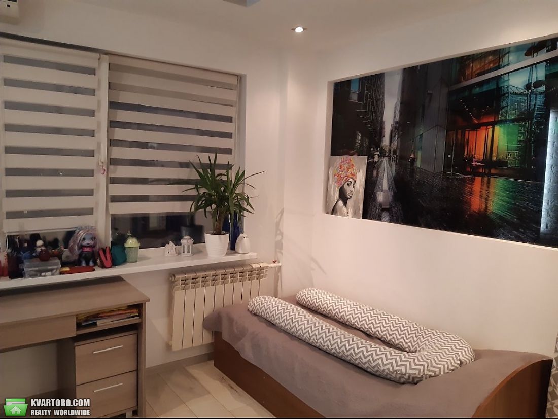 Sell 3-room apartment. Киев, петра панча — photo 7