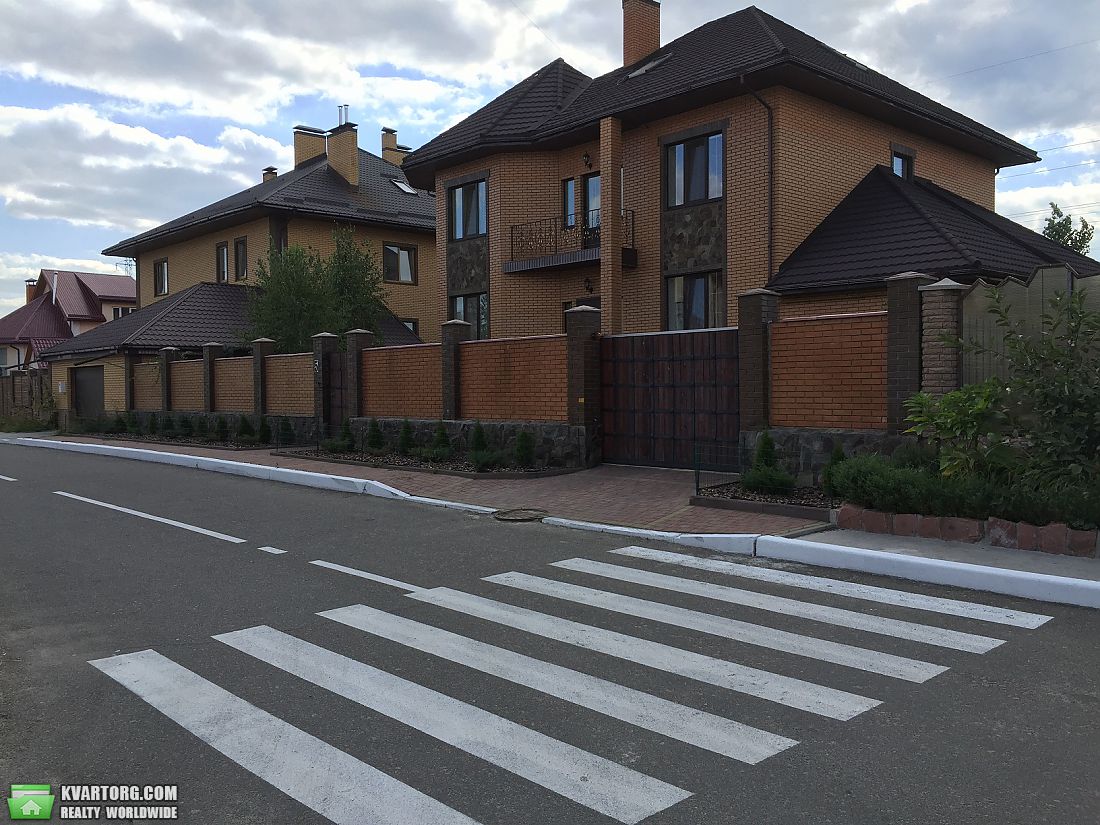 Rent out house. Киев,  Богатырская — photo 2