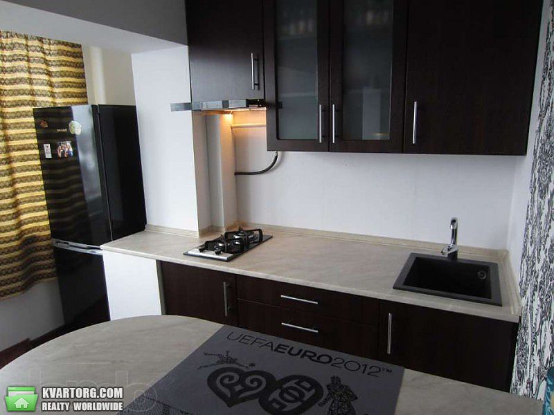 Sell 1-room apartment. Киев,  Бастионная — photo 1