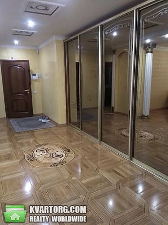 Rent out 3-room apartment. Киев,  Черновола — photo 7